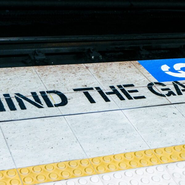 Mind the gap warning on a subway platform.